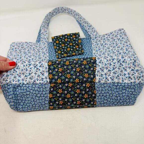 Handmade Floral Patchwork Tote Bag Blue Cottagecore Quilted Purse WVU Lining - Picture 5 of 11